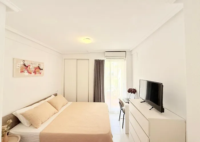 Two- Story Apartment Near The Sea 5 Minutes